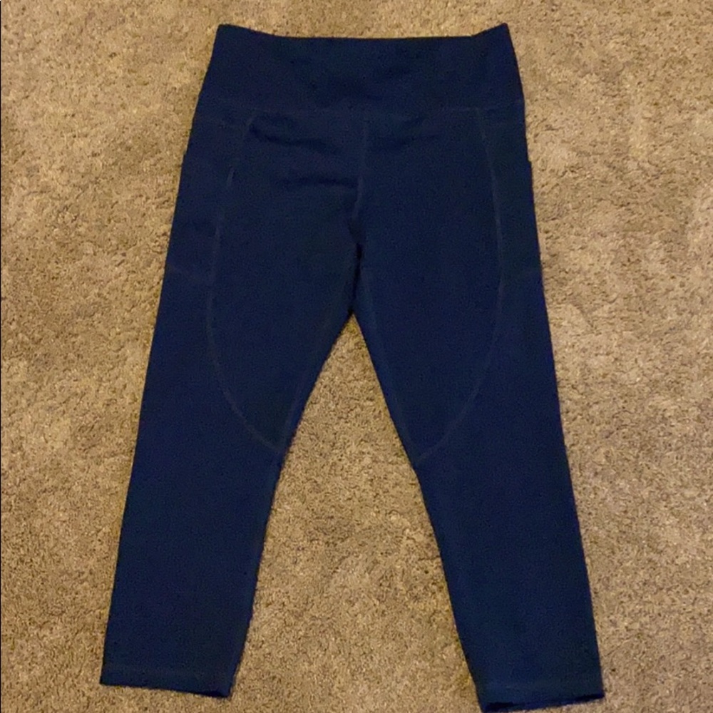 Zyia Capri Leggings